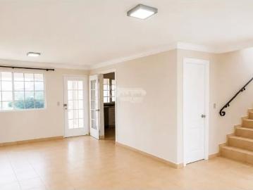 Se alquila casa villa zaita las cumbres 300m 3 habitaciones vacio