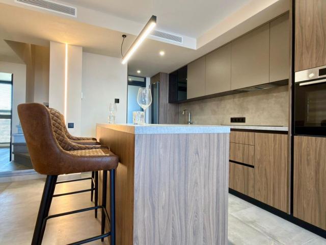 SE ALQUILA DUPLEX EN CALA DE VILLAJOYOSA