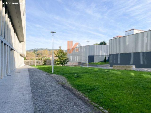SE ALQUILA DUPLEX EN LA ZONA DE GALERAS SANTIAGO DE COMPOSTELA