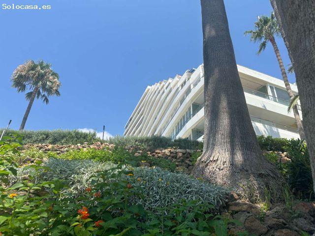 Se alquila del 1.9.26 30.6.2027 magnifico apartamento con vistas al mar en 1ª línea en Benalmádena