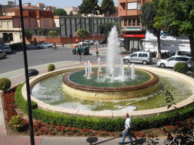 SE ALQUILA ENTREPLANTA ZONA MENENDEZ PIDAL
