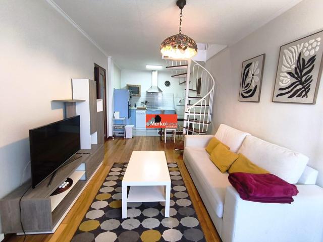 SE ALQUILA ESPECTACULAR ESTUDIO AMPLIO Y MODERNO EN AVD MADRID