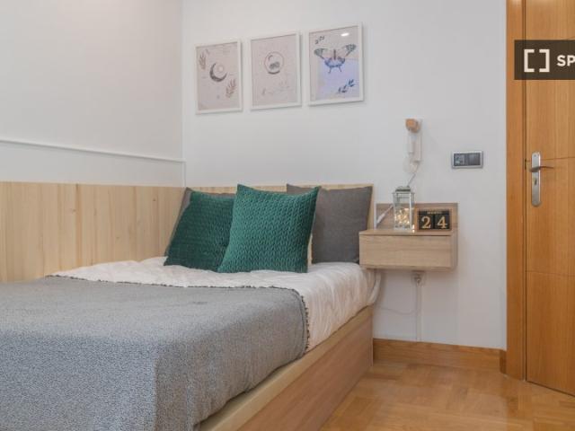 Se alquila habitación compartida en Cuatro Caminos, Madrid