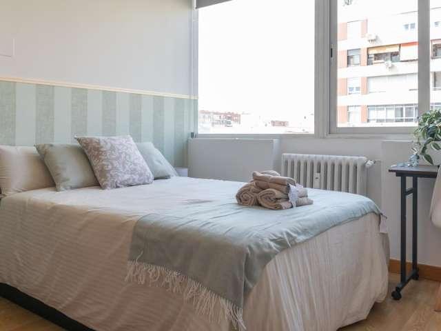 Se alquila habitación compartida en Cuatro Caminos, Madrid