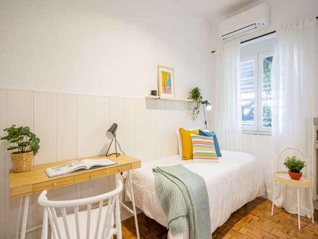 Se alquila habitación compartida en Cuatro Caminos, Madrid