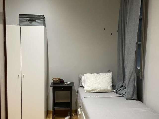 Se alquila habitación compartida en la Dreta de l'Eixample