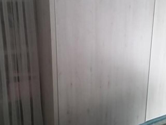 Se alquila habitación, apartamento de 2 dormitorios, sant martí