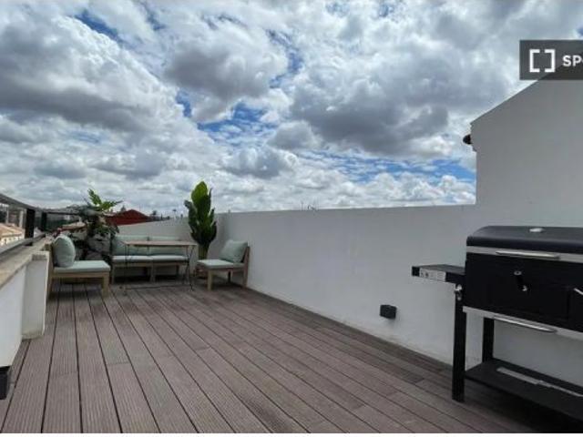 Se alquila habitación en Coliving en Puerta Del Ángel, Madrid
