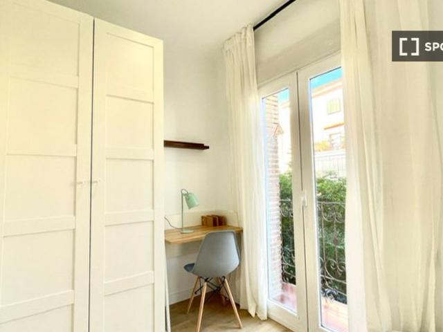 Habitación en piso compartido en alquiler en Bellas Vistas, Madrid