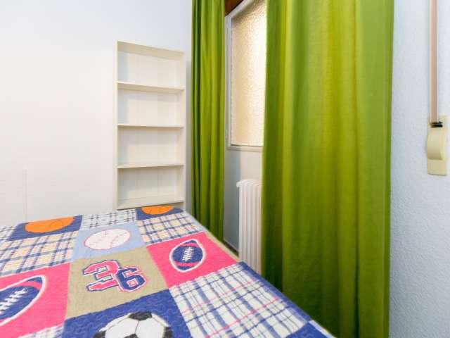Se alquila habitación en Camino de Ronda, Granada