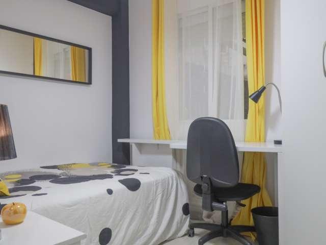 Se alquila habitación en Alcalá de Henares