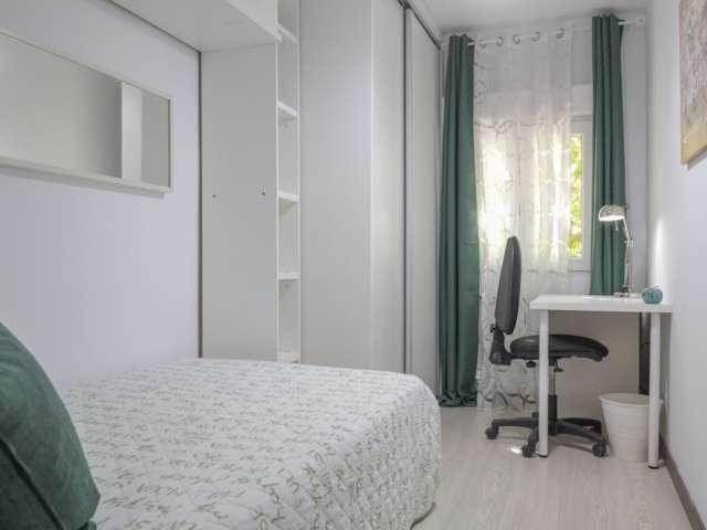Se alquila habitación en Alcalá de Henares