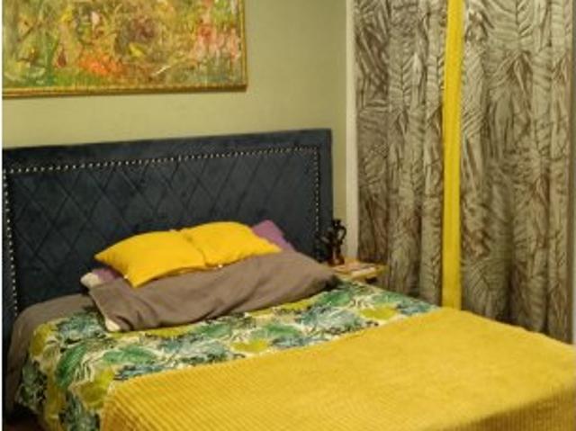 Se alquila habitación en apartamento de 3 dormitorios en Barcelona