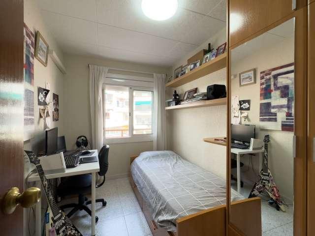 Habitación en piso compartido en alquiler en Vilapicina, Barcelona
