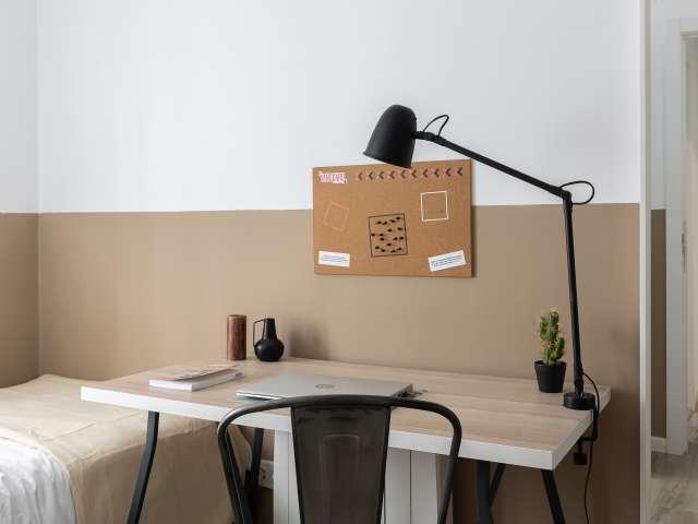 Se alquila habitación en apartamento de 2 dormitorios en Getafe, Madrid
