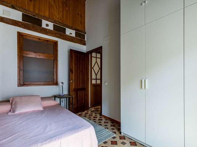 Se alquila habitación en apartamento de 4 dormitorios en Extramurs, Valencia