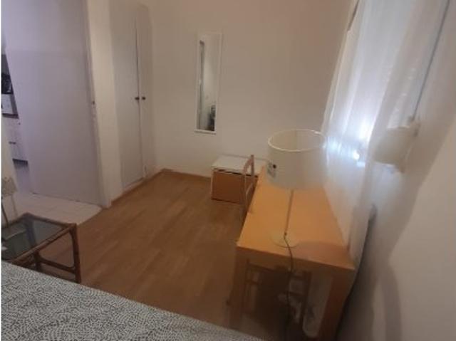 Se alquila habitación en apartamento de 4 dormitorios en Retiro, Madrid