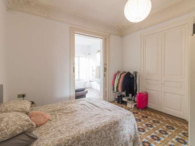 Se alquila habitación en apartamento de 9 dormitorios en el Eixample, Barcelona