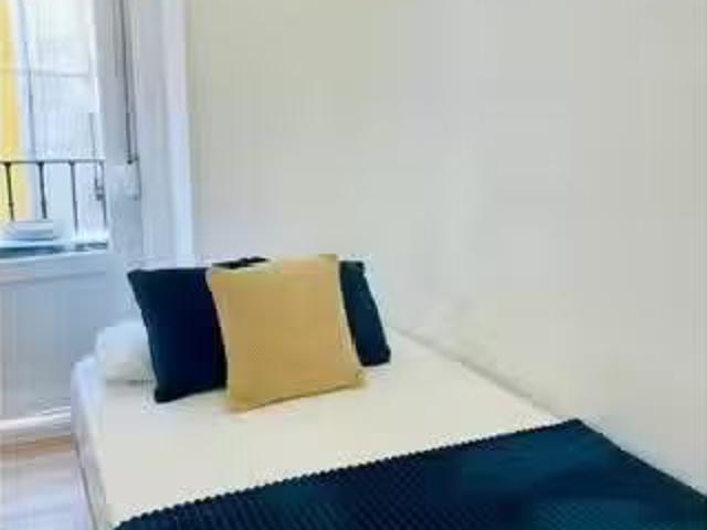 Se alquila habitación en el centro de Madrid