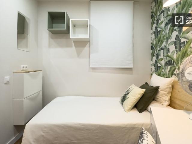 Habitación en un piso compartido de 6 habitaciones en Barcelona
