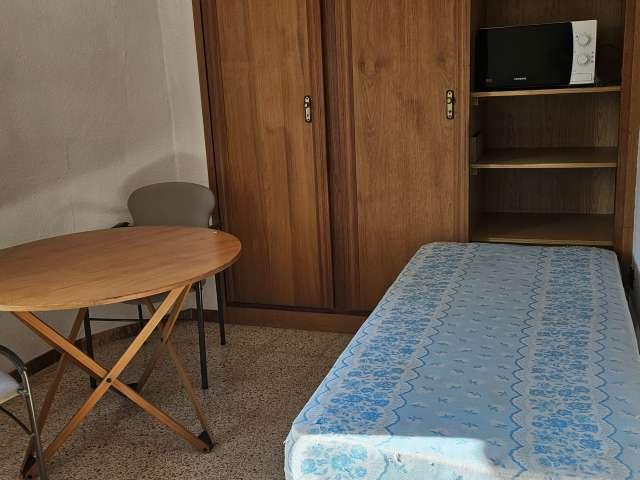 Se alquila habitación en El Fort Pienc, Barcelona