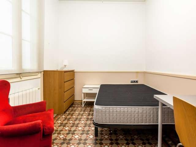 Se alquila habitación en la Dreta de l'Eixample, Barcelona