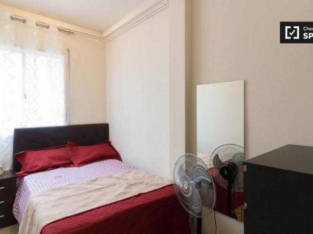 Habitación en piso compartido en La Sagrada Familia, Barcelona