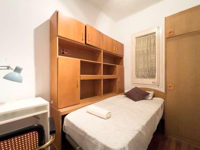 Se alquila habitación en La Sagrada Familia, Barcelona