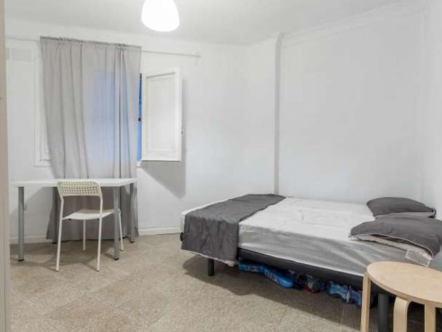 Se alquila habitación en La Petxina, Valencia