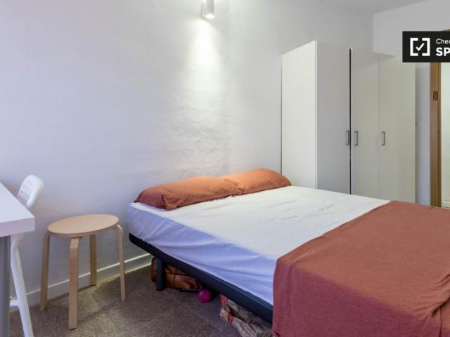 Se alquila habitación en La Petxina, Valencia