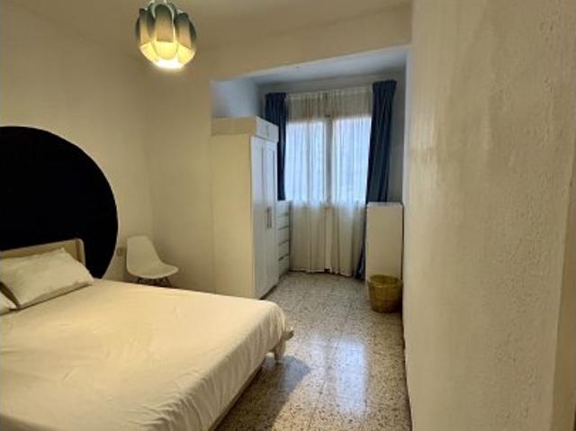 Se alquila habitación en Les Corts, Barcelona