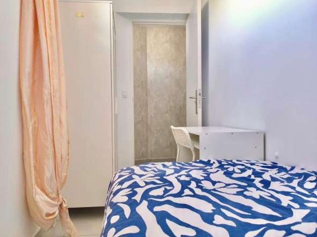 Habitación en piso compartido en Sol, Madrid