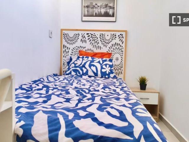Habitación en piso compartido en Sol, Madrid