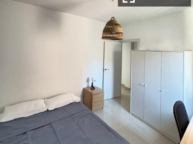 Se alquila habitación en Santa Rita, Almería