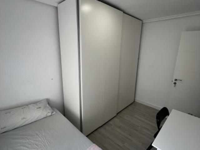 Se alquila habitación en Patraix, Valencia