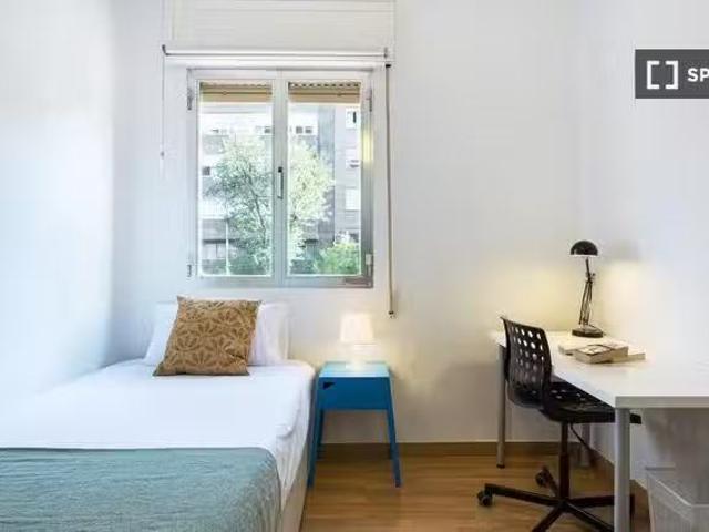 Se alquila habitación en Palos de Moguer, Madrid