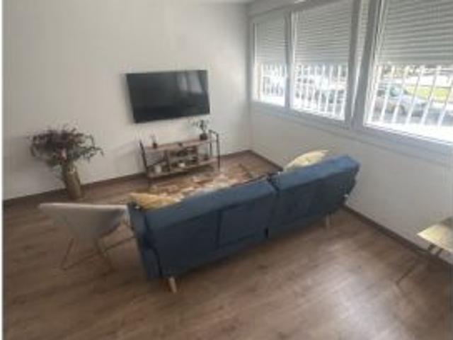 Se alquila habitación en piso compartido de 1 habitación en El Besòs i el Maresme