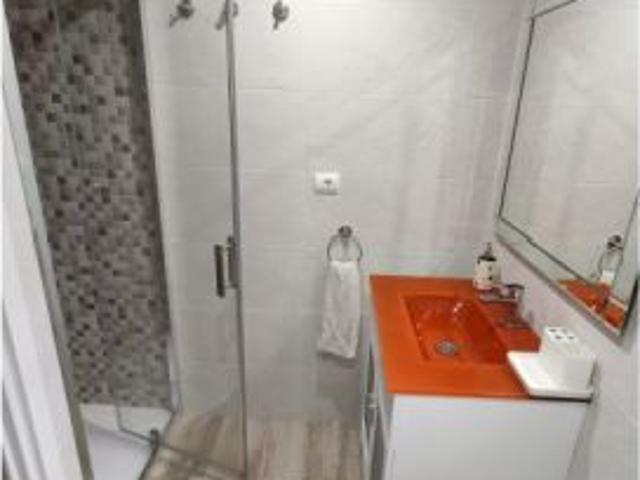 Se alquila habitación en piso compartido de 3 habitaciones en Alcalá de Henares, solo chicos
