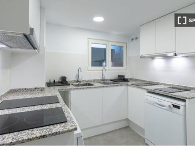 Se alquila habitación en piso compartido de 3 habitaciones en La Seu