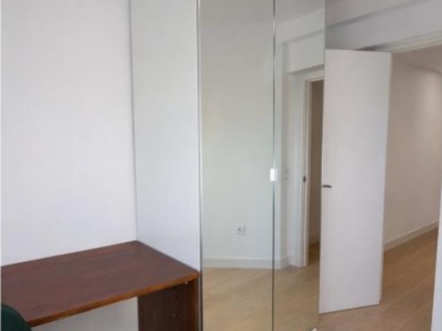 Se alquila habitación en piso compartido de 4 habitaciones en Burjassot