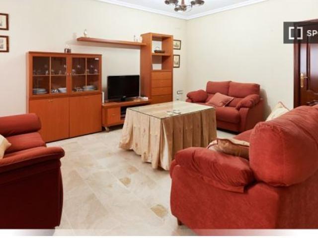 Se alquila habitación en piso compartido de 4 habitaciones en El Cerro, aplican algunas restriccione