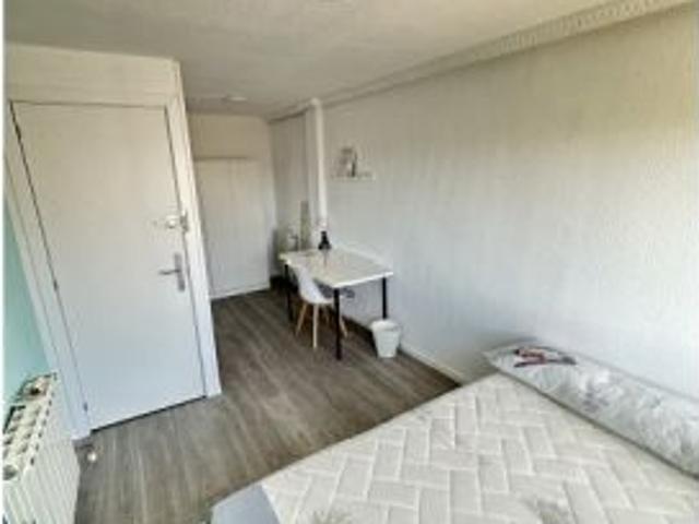 Se alquila habitación en piso compartido de 4 habitaciones en Getafe