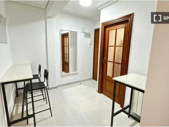 Se alquila habitación en piso compartido de 4 habitaciones en Leganés