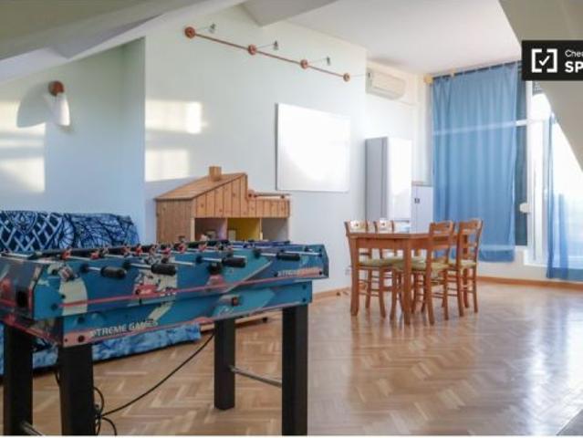 Se alquila habitación en piso compartido de 4 habitaciones en Leganés, solo estudiantes