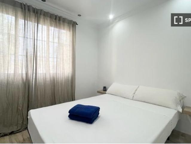 Se alquila habitación en piso compartido de 4 habitaciones en Vega de San José