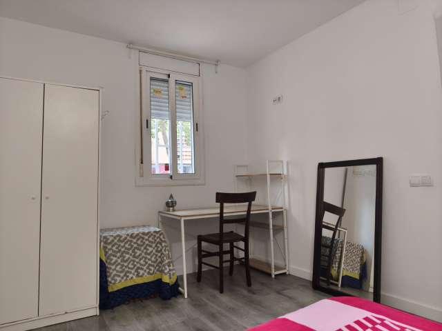 Se alquila habitación en piso compartido en el Besòs i el Maresme