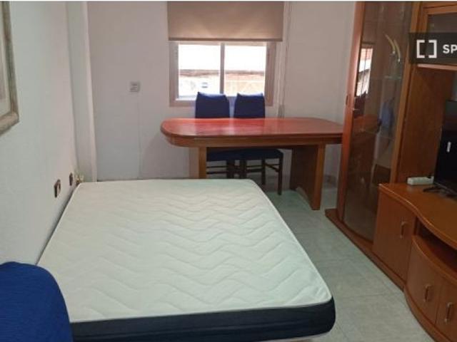 Se alquila habitación en piso compartido en Murcia
