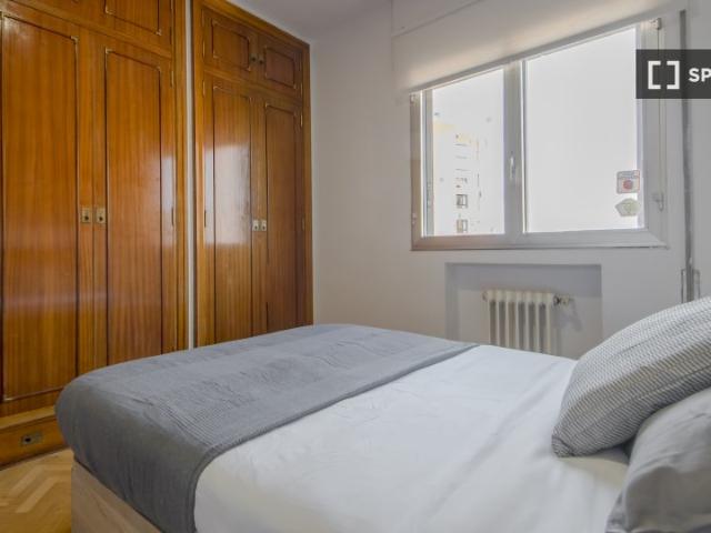 Se alquila habitación en piso compartido en Madrid