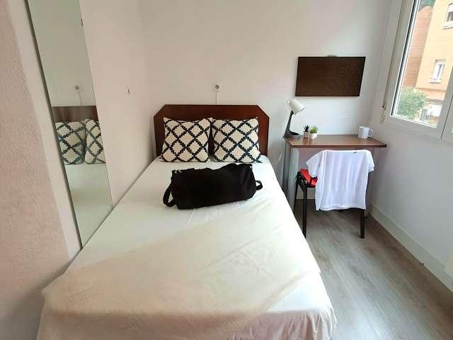 Se alquila habitación en piso compartido en Madrid
