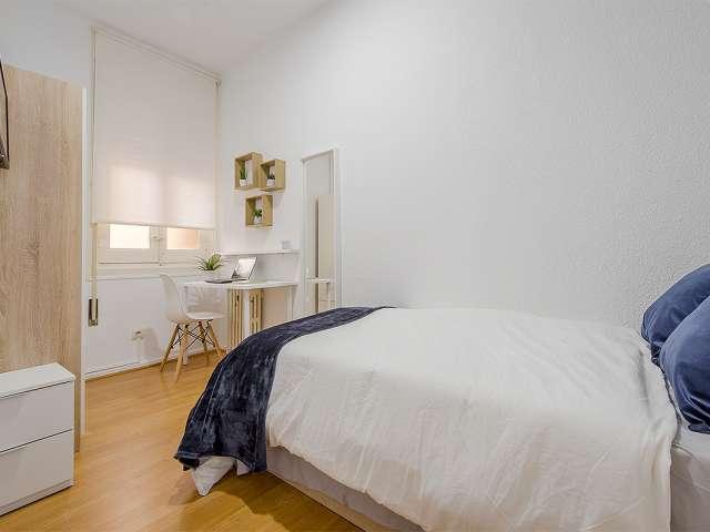 Se alquila habitación en piso compartido en Madrid